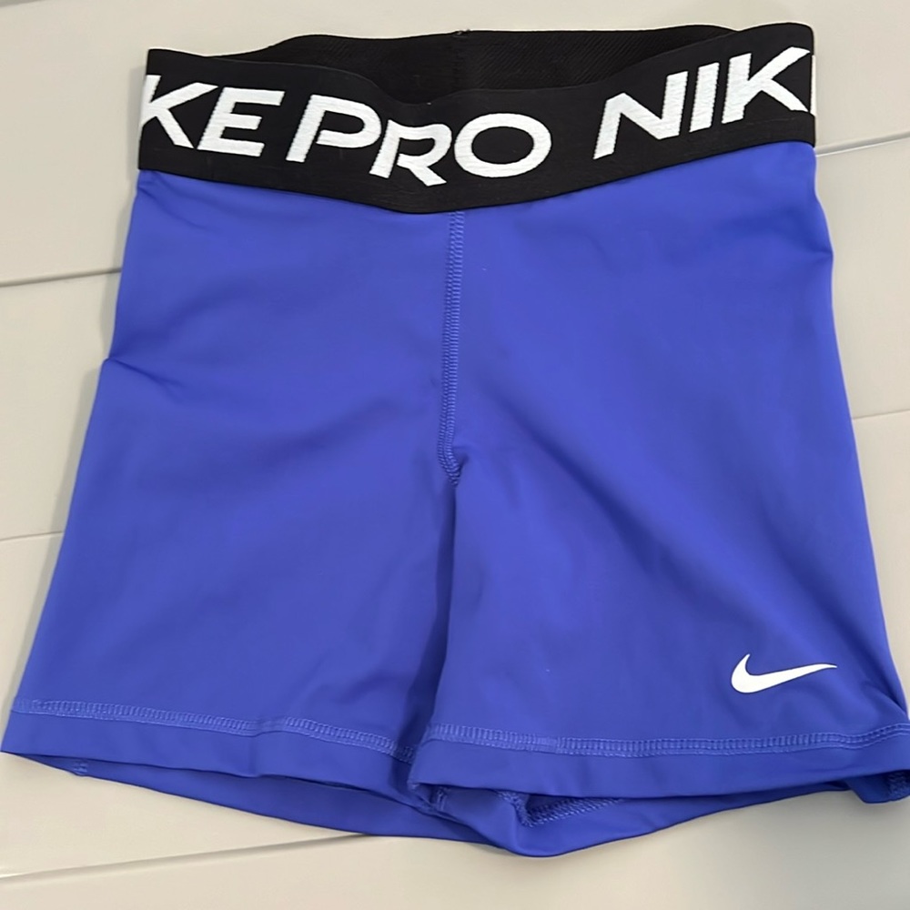 Nike Pro Dry Fit Shorts 🍦size xs